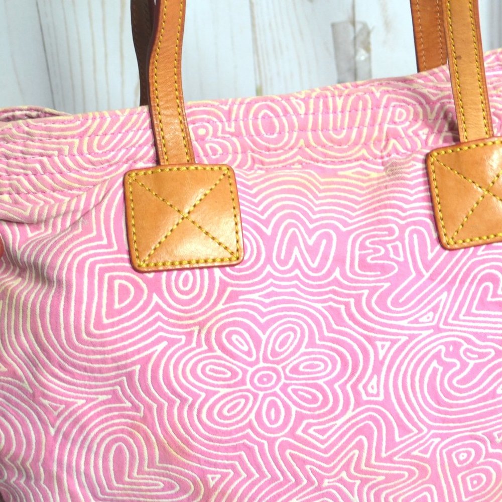 Dooney & Bourke  Samantha Large Tote Handbag - Picture 2 of 6